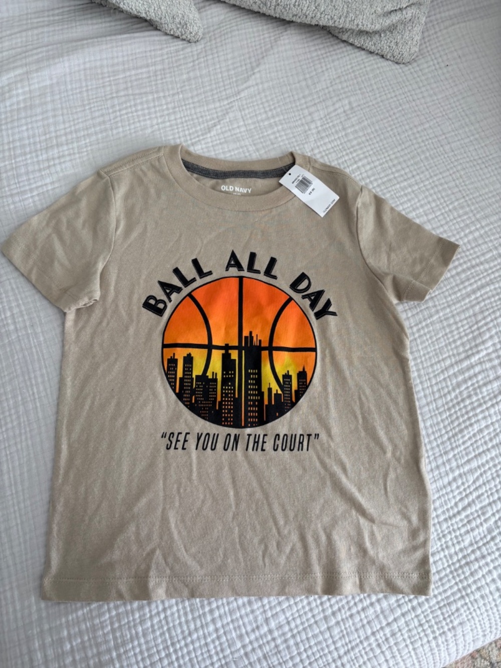 NWT Old Navy Boys Ball All Day Tee XS 5